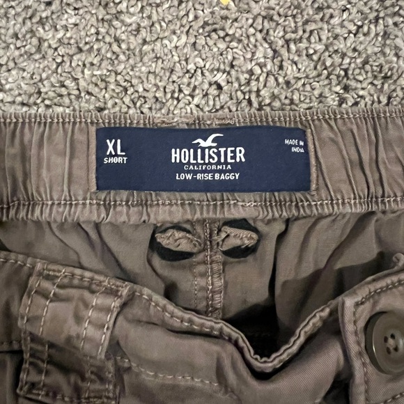 Dark brown cargos - Picture 2 of 2